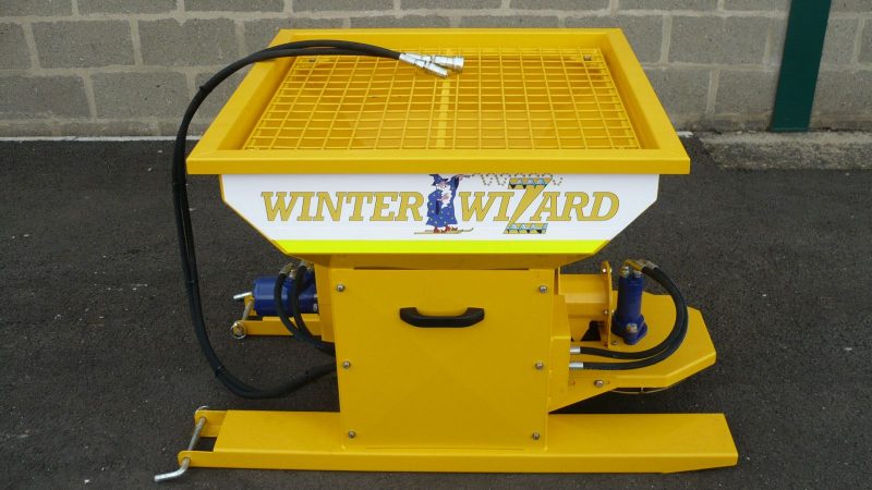 The Winter Wizard has a flat mesh top with access hatch