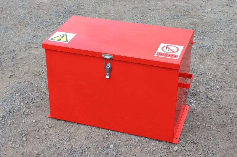The VFSJC fuel store from VALE Engineering can hold up to four 'army-style' Jerry cans containing petrol or diesel.
