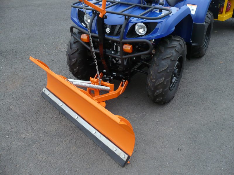 Drop Gritter/Snowplough ATV Quad Bike Combi has 1.2m Snow Plough