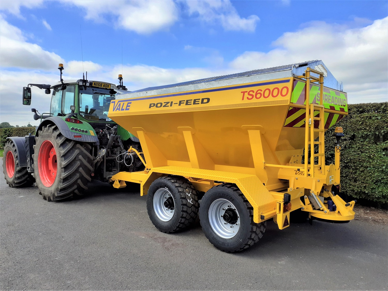 Tractor Towed Salt Spreader (Gritter) VALE TS6000 - VALE Engineering’s largest tractor-towed salt spreader