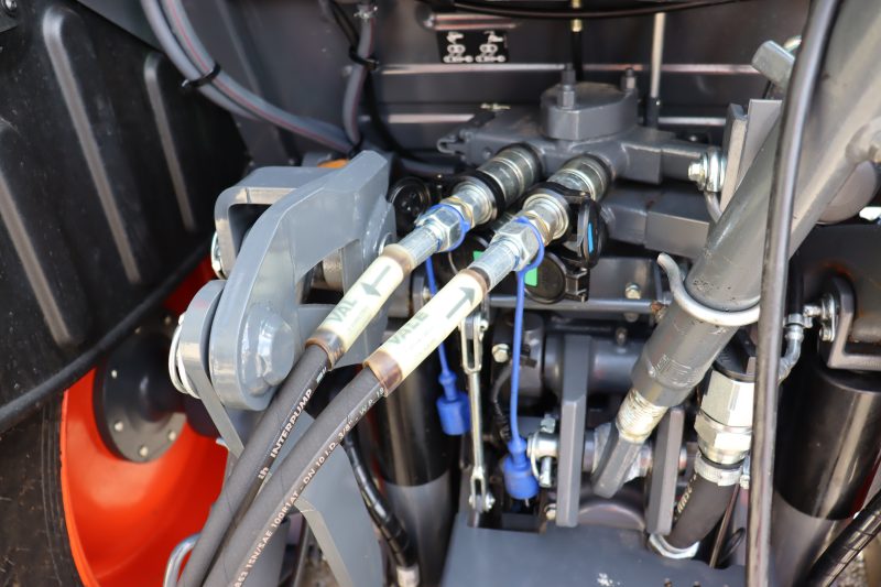 StarGreen TD1500T Trailed Turf Care Top Dresser from VALE Engineering is hydraulically powered from the utility vehicle's auxiliary hydraulic circuit (spool valves)